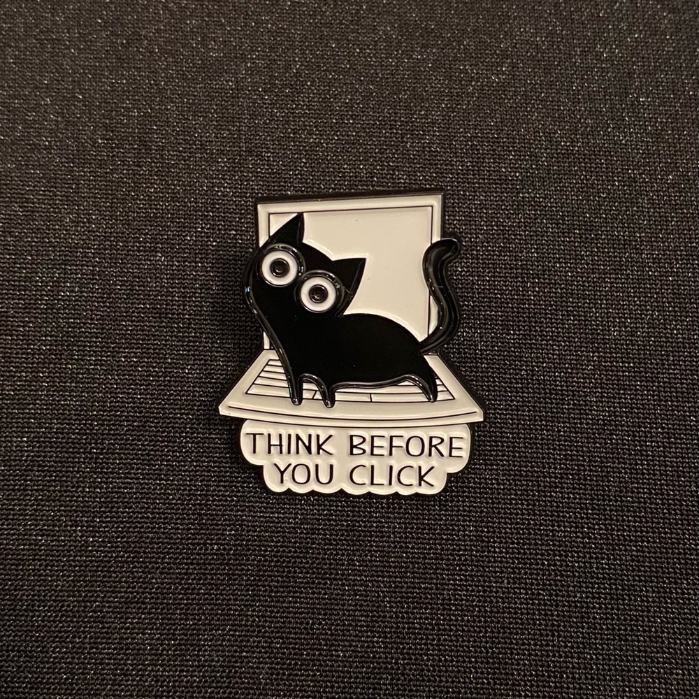 Reputation Guard Pin/Magnet | This kitty is looking out for you | 3FER